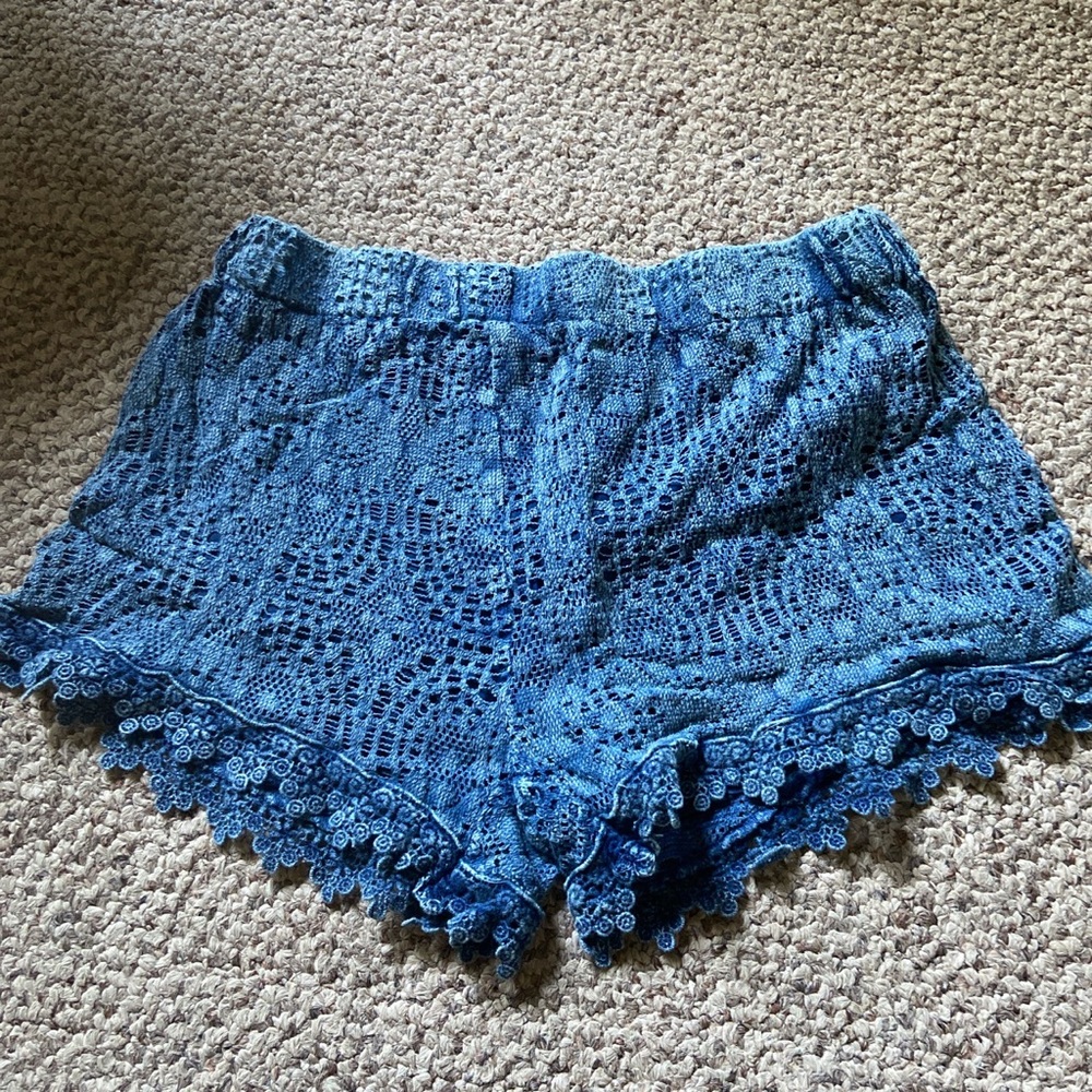 Textured shorts